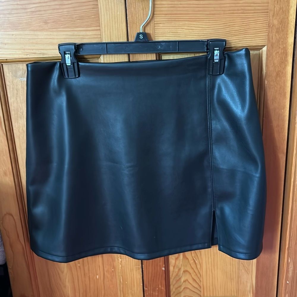 black leather skirt